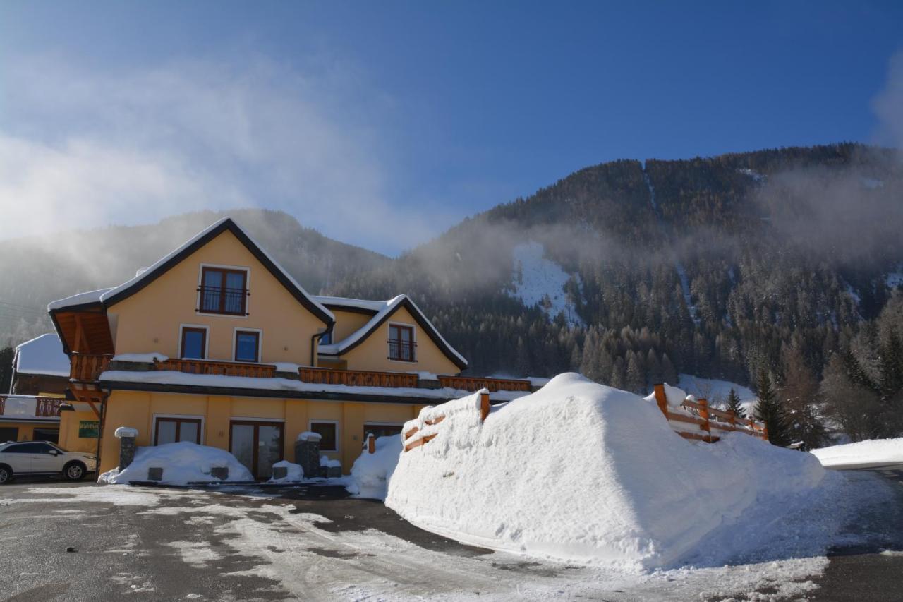 Pension Waldheim Mauterndorf  Bagian luar foto