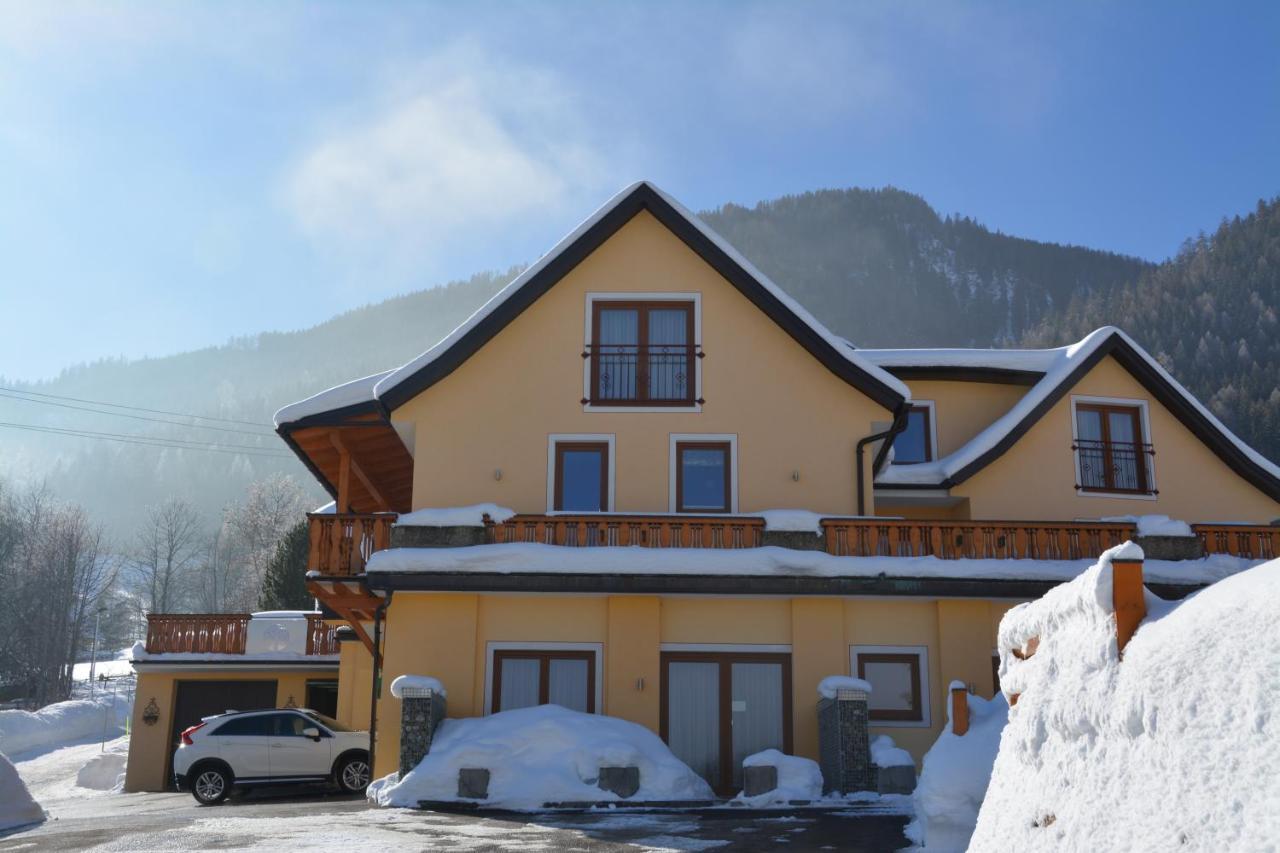 Pension Waldheim Mauterndorf  Bagian luar foto