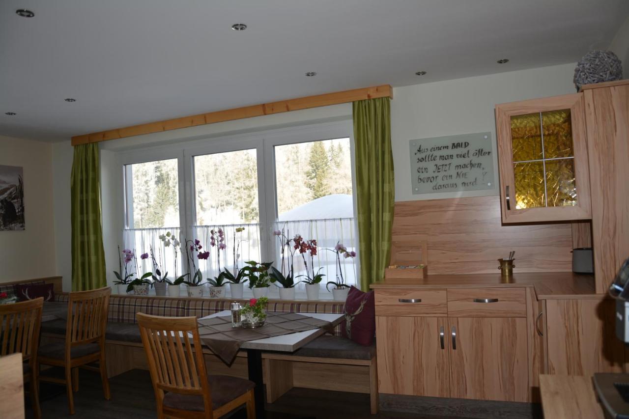 Pension Waldheim Mauterndorf  Bagian luar foto