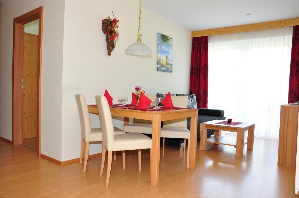 Pension Waldheim Mauterndorf  Ruang foto